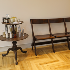 Repos【ルポ】の椅子