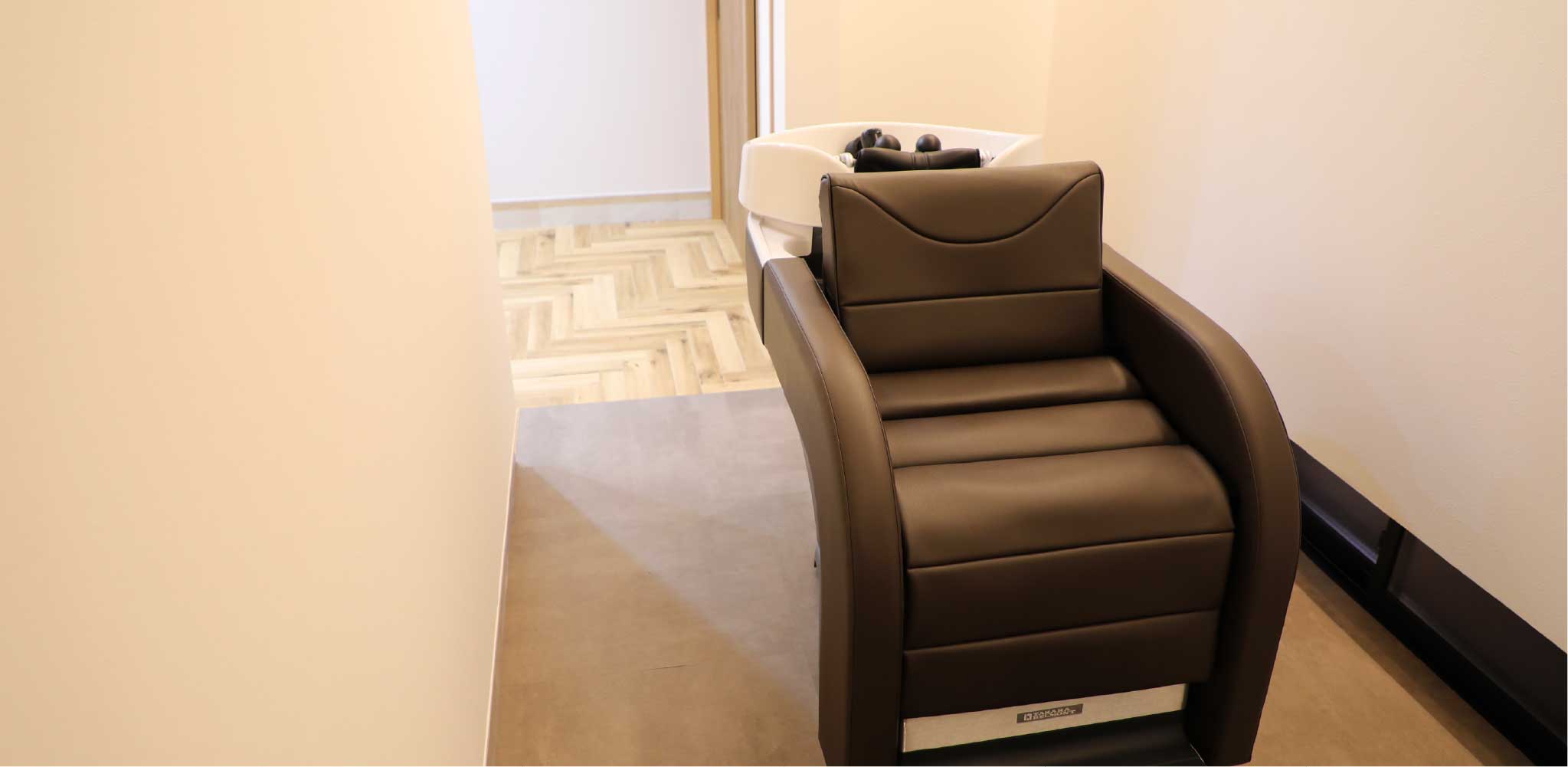 Repos【ルポ】美容室のシャンプー台